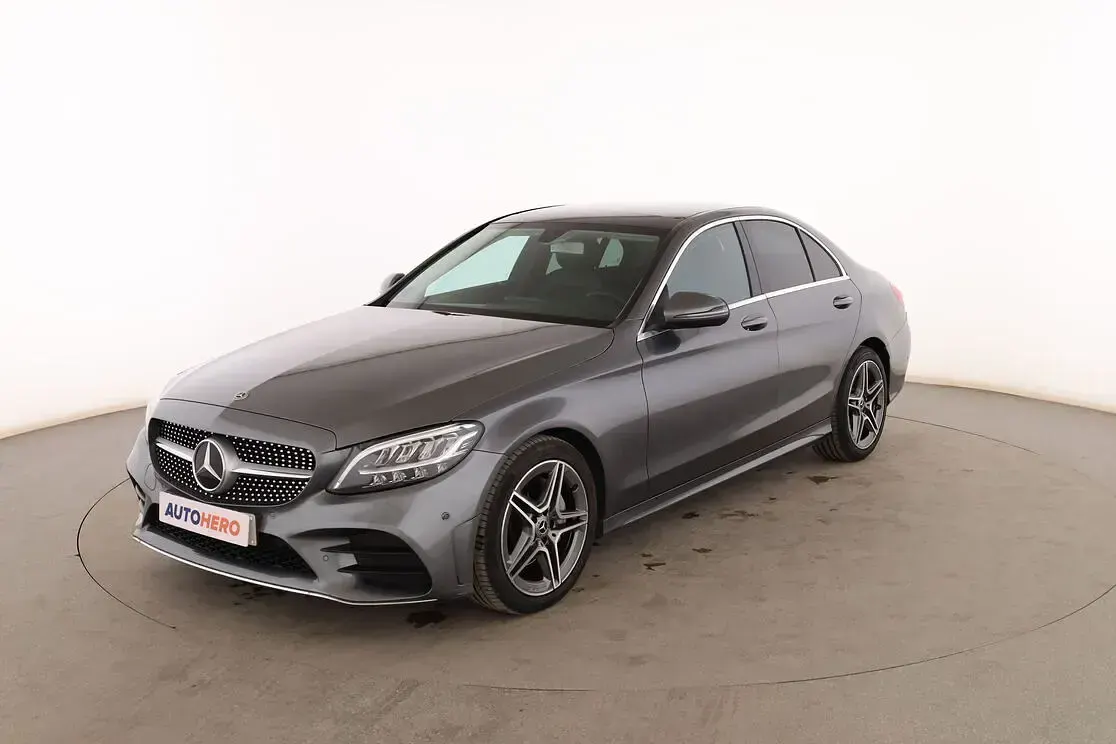 Usado Mercedes C200 AMG line 197 CV (144 kW) 2020 Berlina
