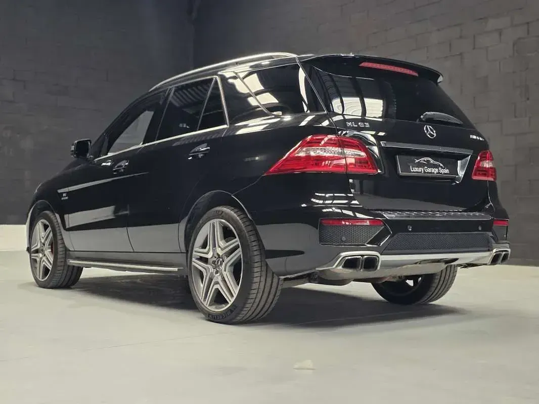 Usado Mercedes ML63 AMG AMG 525 CV (386 kW) 2014 Negro SUV
