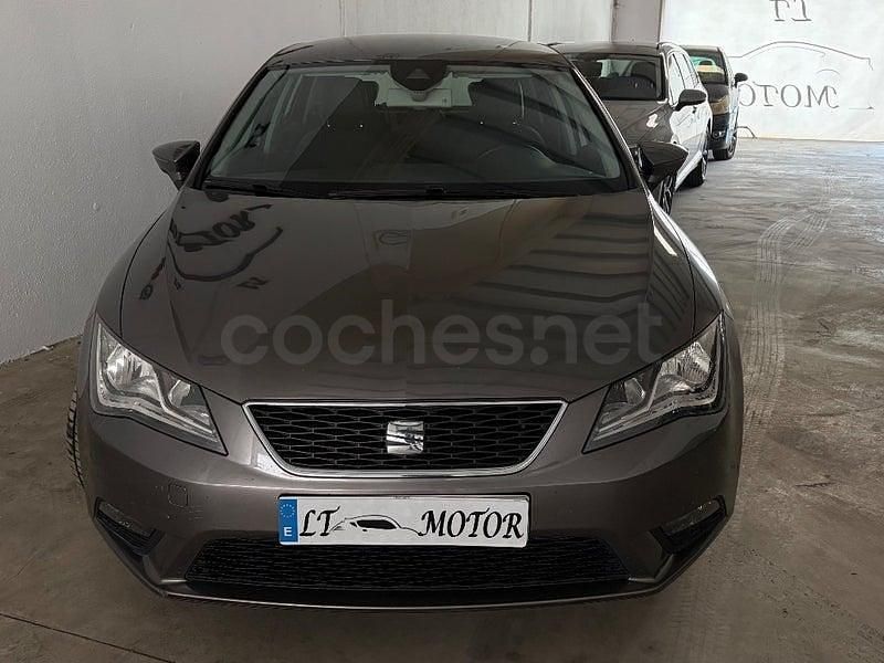 Usado Seat Leon I-Tech 105 CV (77 kW) 2014 Gris / plata Berlina