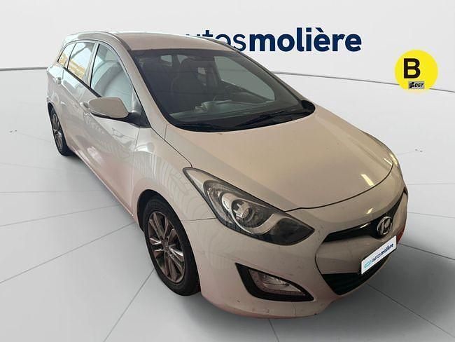 Usado Hyundai i30 110 CV (80 kW) 2015 Blanco Utilitario