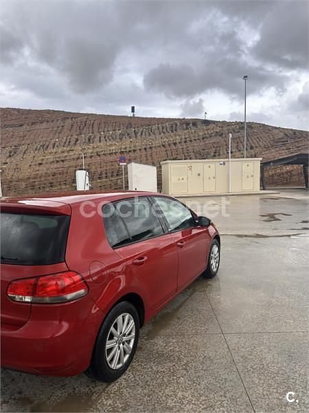 Usado VW Golf VI Advance 105 CV (77 kW) 2011 Rojo Utilitario