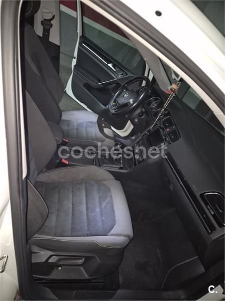 Usado VW Golf VII Sportline 105 CV (77 kW) 2014 Blanco Berlina