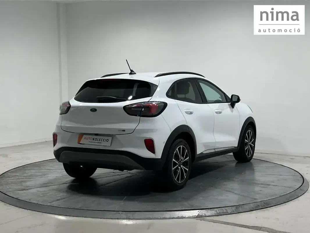 Usado Ford Puma Titanium 125 CV (91 kW) 2022 Blanco SUV