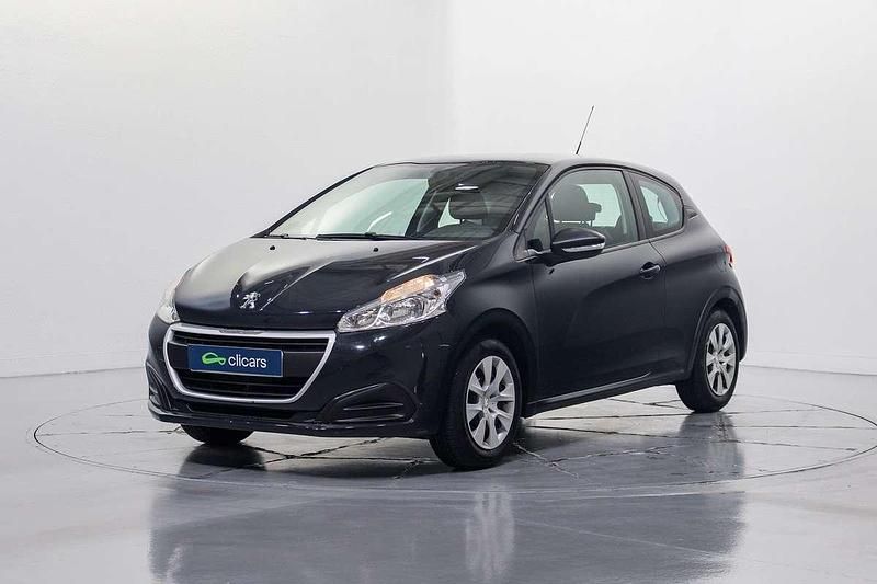 Usado Peugeot 208 Access 82 CV (60 kW) 2016 Negro Utilitario