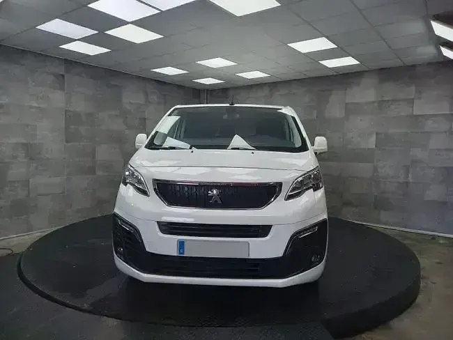 Usado Peugeot Traveller Business-Line 120 CV (88 kW) 2020 Blanco Monovolumen