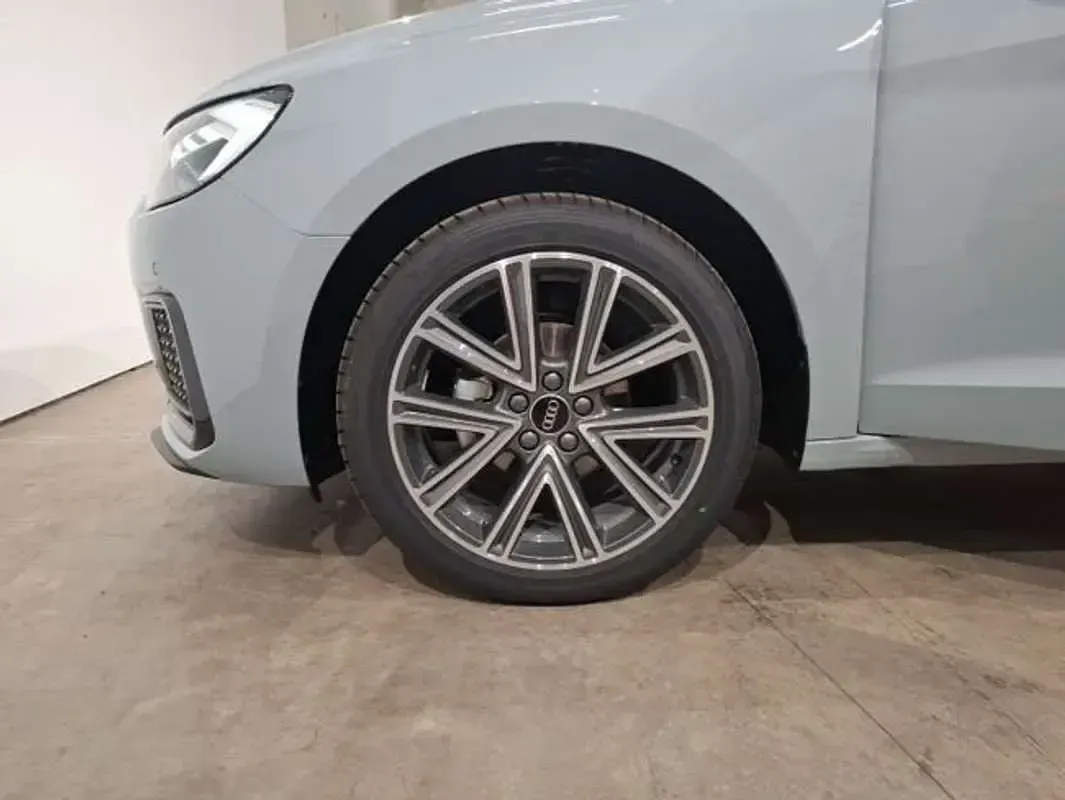 Nuevo Audi A1 Sportback 95 CV (69 kW) 2026 Gris Utilitario