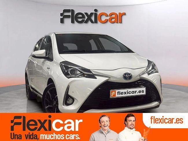 Blanco Usado 2017 Toyota Yaris Hybrid Active Berlina | 15.490 € (Un poco caro) - Imagen 1/4