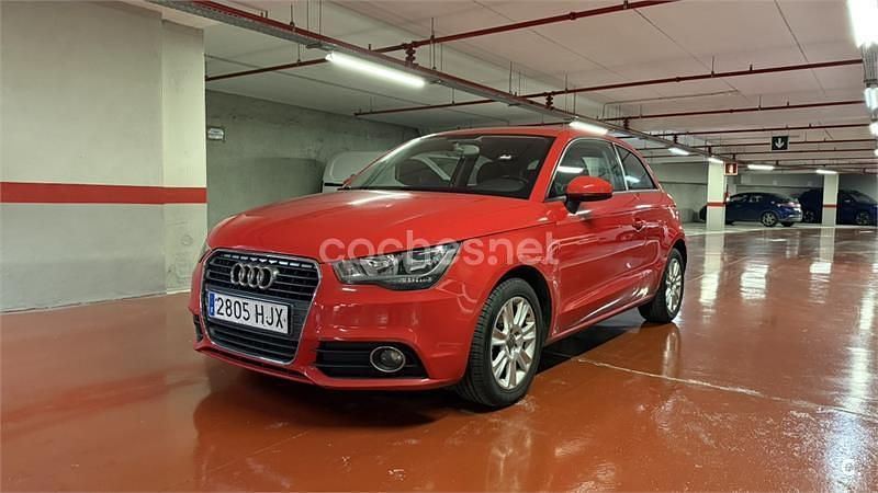 Usado Audi A1 Ambition 86 CV (63 kW) 2012 Rojo Utilitario