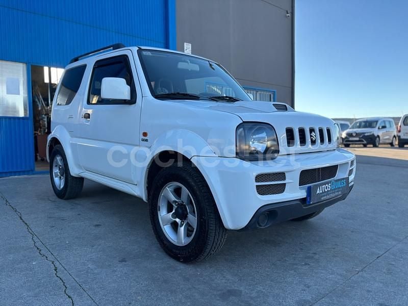 Usado Suzuki Jimny 86 CV (63 kW) 2010 Blanco SUV
