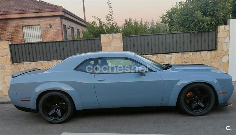 Usado Dodge Challenger 375 CV (275 kW) 2023 Gris / plata Coupe