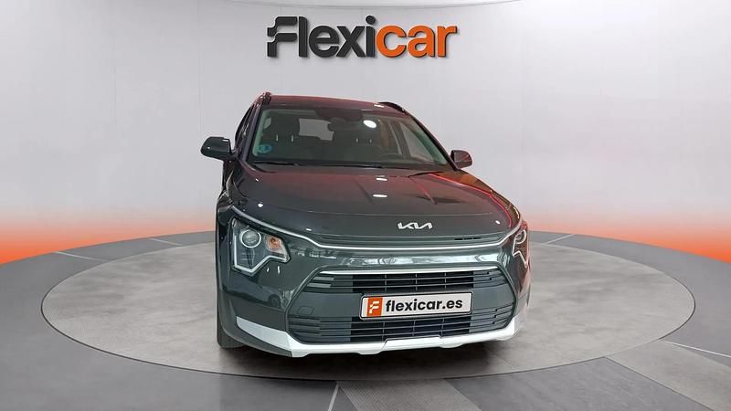 Usado Kia Niro 141 CV (103 kW) 2024 Gris SUV
