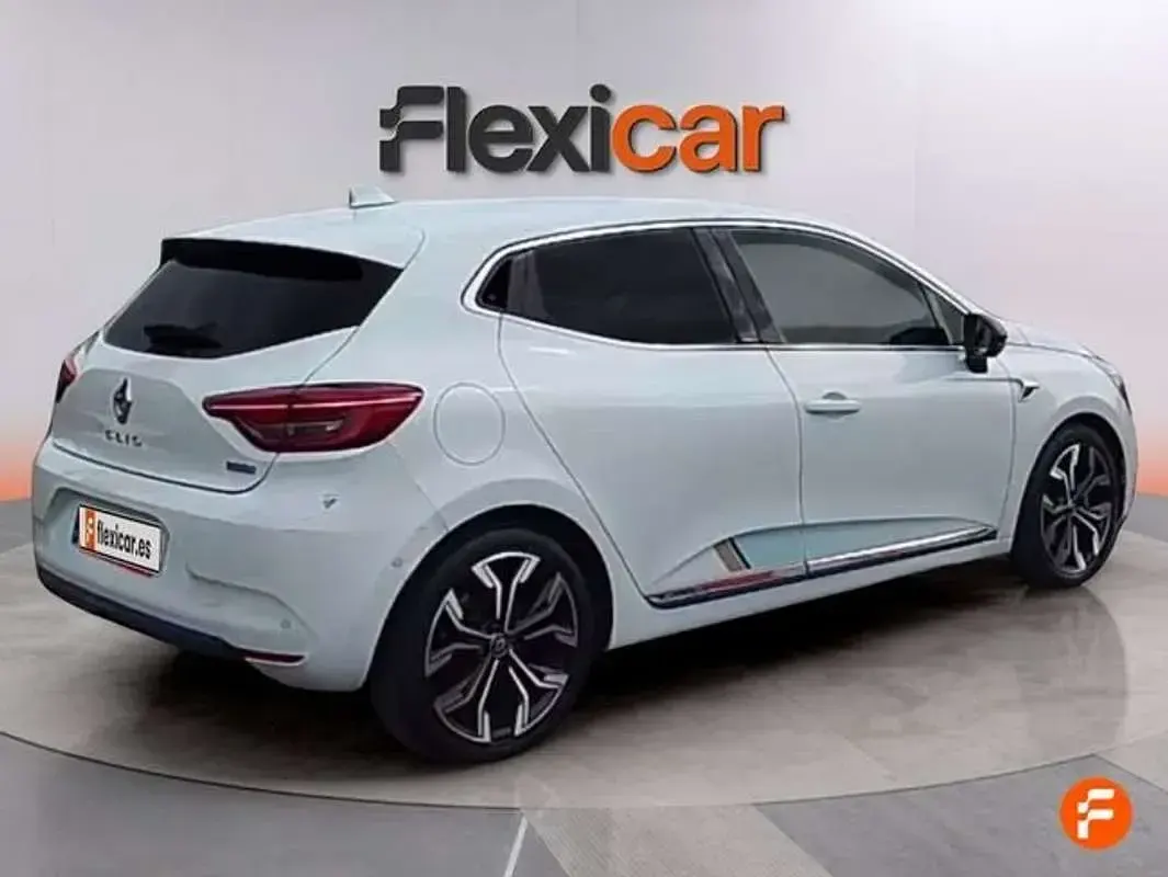 Usado Renault Clio Initiale 140 CV (102 kW) 2021 Blanco Utilitario