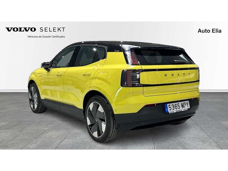 Usado Volvo EX30 Ultra 314 kW (428 CV) 2024 Amarillo SUV