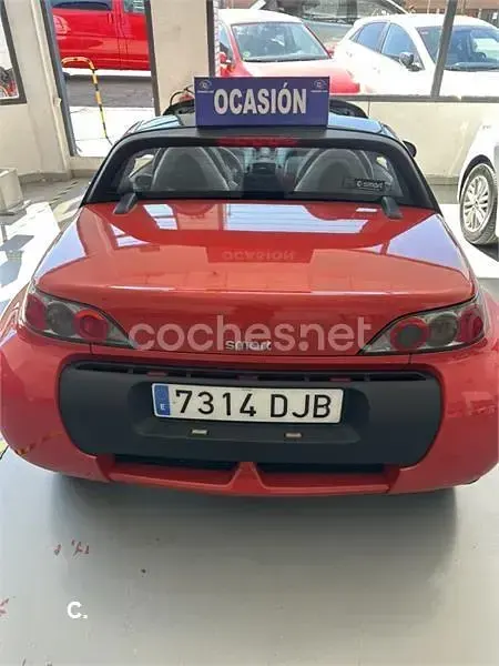 Usado Smart Roadster 82 CV (60 kW) 2005 Rojo Descapotable