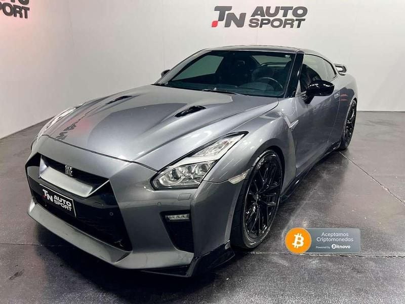 Usado Nissan GT-R Black Edition 570 CV (419 kW) 2018 Gris / plata Coupe