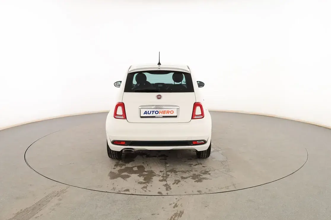 Käytetty Fiat 500 S 70 HP (51 kW) 2018 Valkoinen Sedan