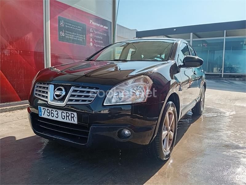 Usado Nissan Qashqai Acenta 106 CV (77 kW) 2009 Negro SUV