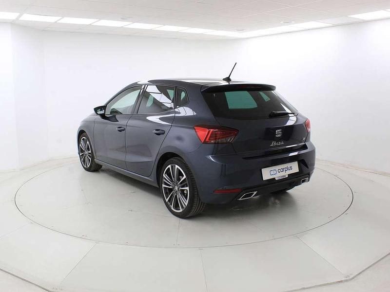 Usado Seat Ibiza FR 116 CV (85 kW) 2024 Gris Utilitario