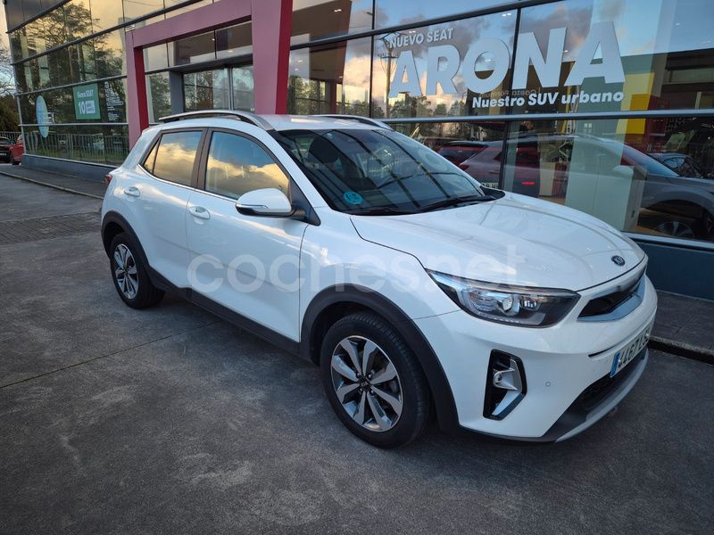 Blanco Usado 2021 Kia Stonic SUV | 14.900 € (Precio justo) - Imagen 1/4