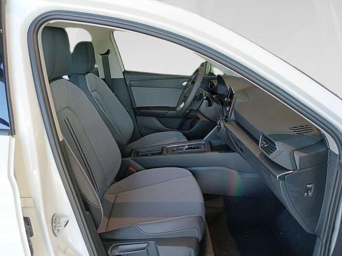 Usado Seat Leon Style 110 CV (80 kW) 2024 Blanco Berlina