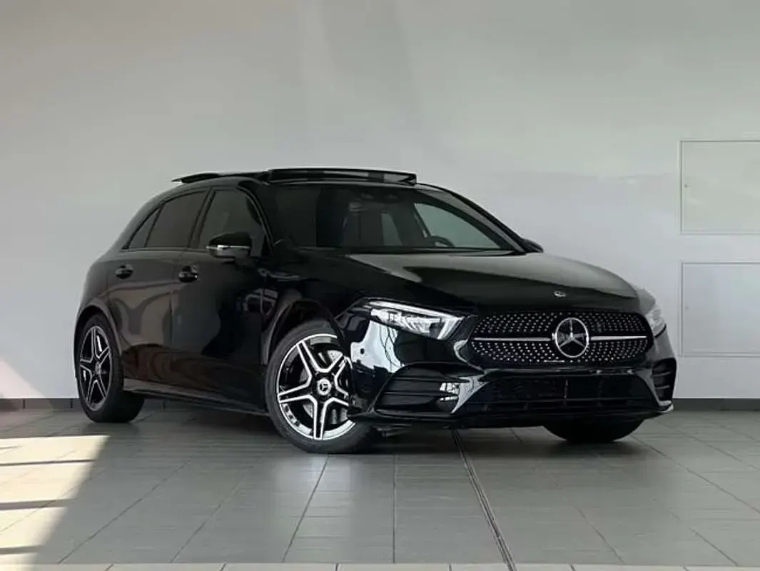 Usado Mercedes A250 AMG 226 CV (166 kW) 2022 Negro Utilitario