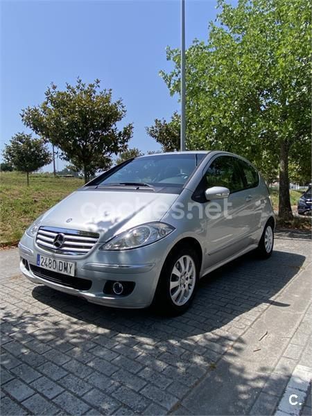 Gris / plata Usado 2005 Mercedes A180 Elegance Berlina | 5000 € (Un poco caro) - Imagen 1/4