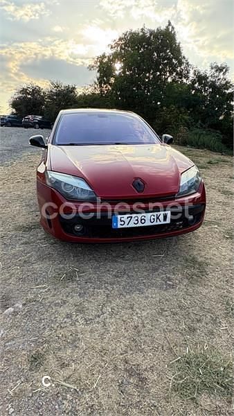Usado Renault Laguna III GT 180 HP (132 kW) 2009 Vermelho Sedan