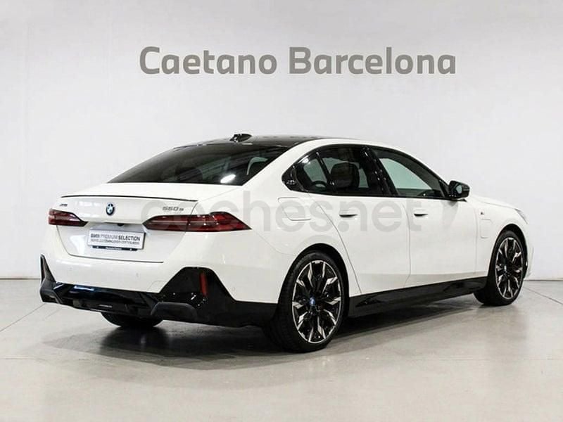 Usado BMW 550e Comfort Edition 490 CV (360 kW) 2025 Blanco Berlina