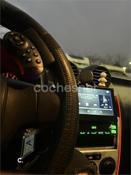 Usado Hyundai Coupé 105 CV (77 kW) 2002 Rojo Coupe