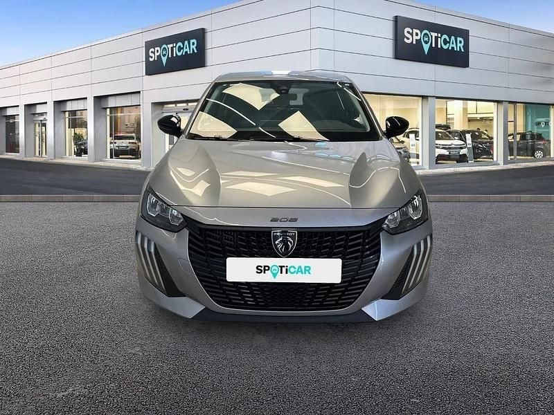 Usado Peugeot 208 Active 101 CV (74 kW) 2024 Gris Utilitario