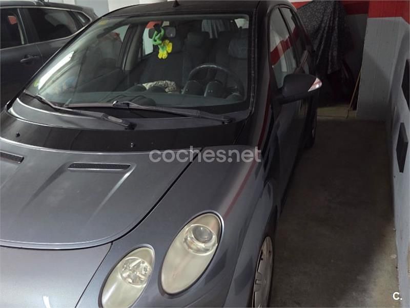 Usado Smart ForFour Pulse 95 CV (69 kW) 2004 Gris / plata Utilitario