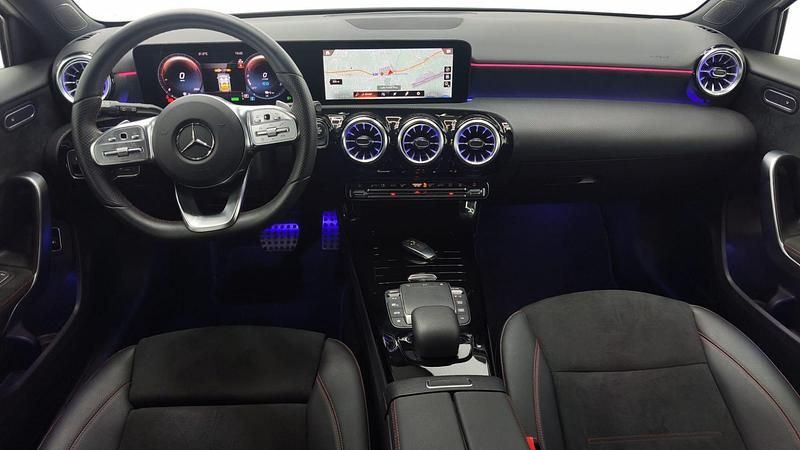 Usado Mercedes A250 Advanced 218 CV (160 kW) 2023 Blanco Berlina