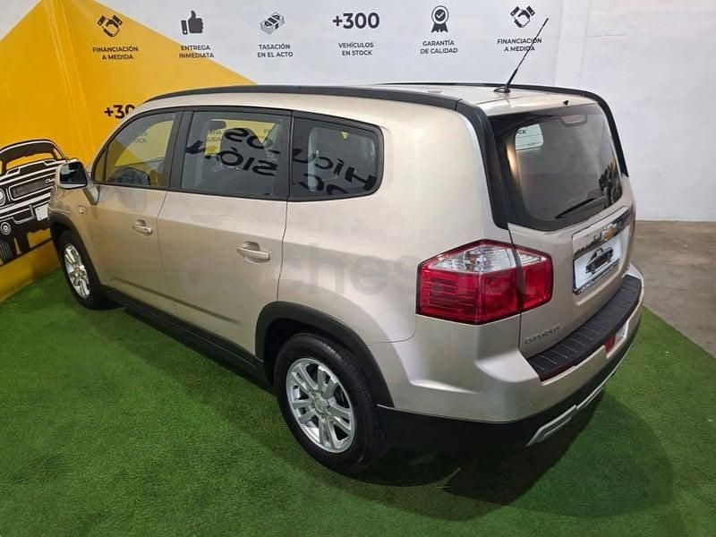 Usado Chevrolet Orlando LT 130 CV (95 kW) 2013 Beige Monovolumen