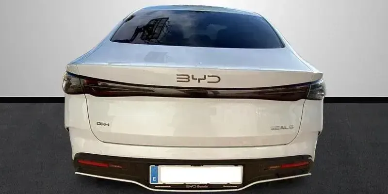 Nuevo BYD Seal Comfort 212 CV (155 kW) 2026 Blanco Berlina
