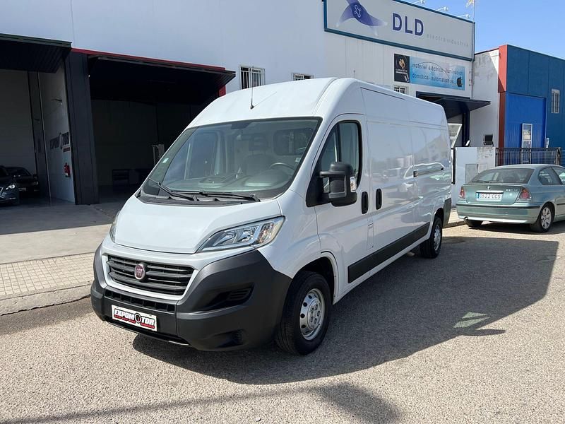 Blanco Usado 2018 Fiat Ducato Van | 16.900 € (Precio justo) - Imagen 1/4