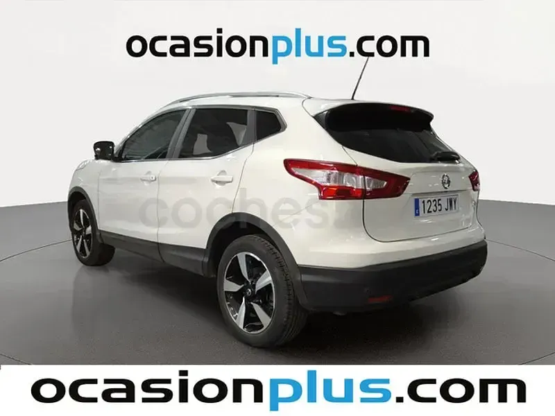 Usado Nissan Qashqai N-Connecta 130 CV (95 kW) 2017 Blanco SUV