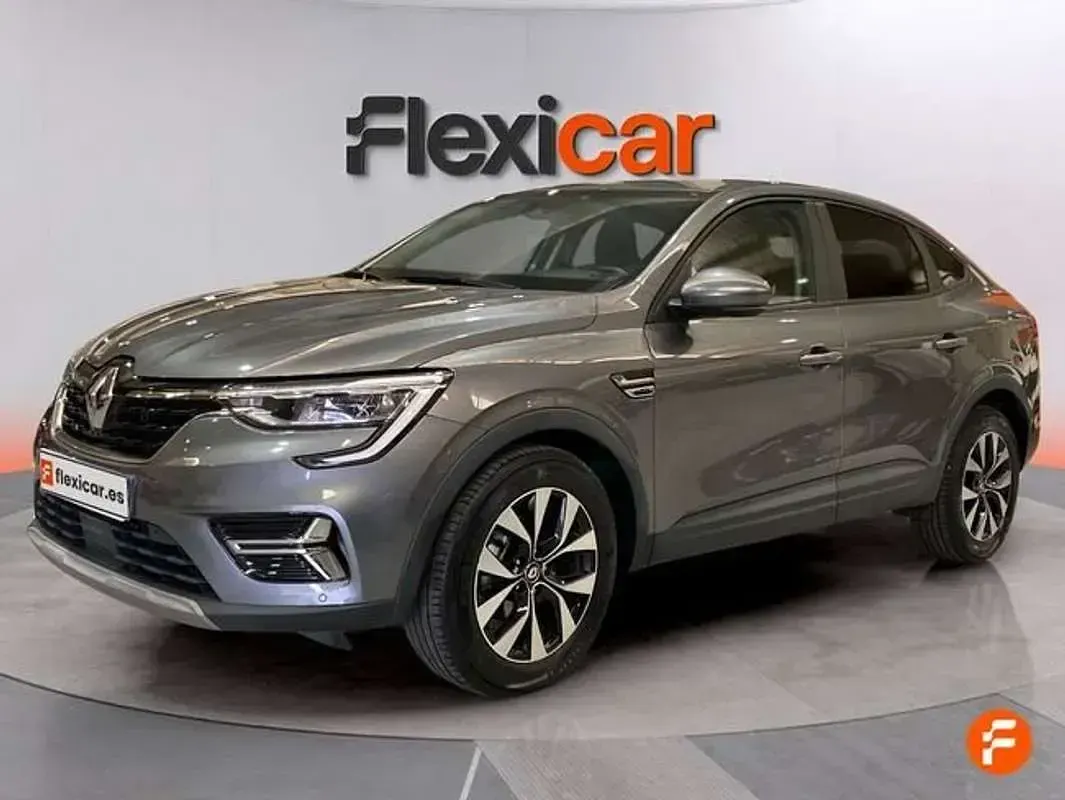 Usado Renault Arkana Evolution 145 CV (106 kW) 2023 Gris SUV