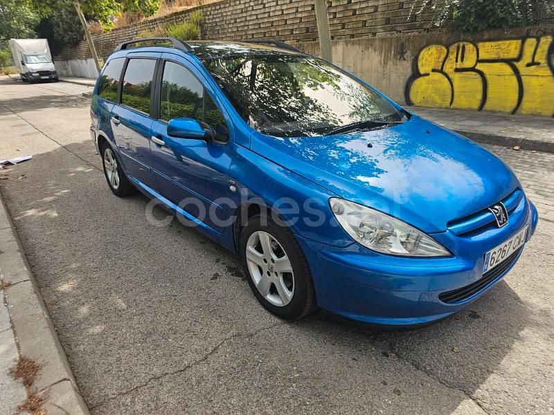 Azul Usado 2004 Peugeot 307 Familiar | 2000 € (Precio justo) - Imagen 1/4
