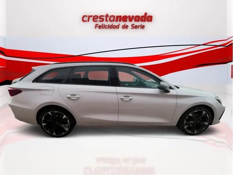 Usado Cupra Leon 150 CV (110 kW) 2025 Blanco