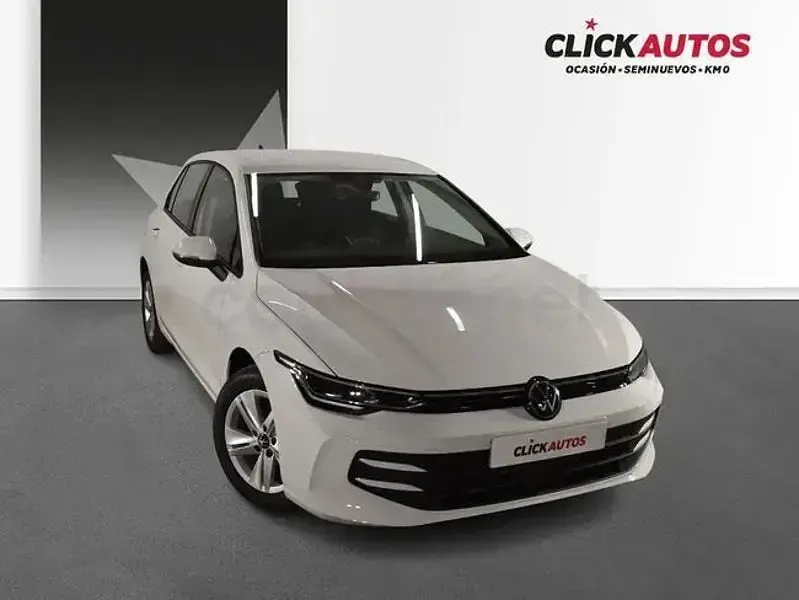 Usado VW Golf VIII 115 CV (84 kW) 2025 Blanco Berlina