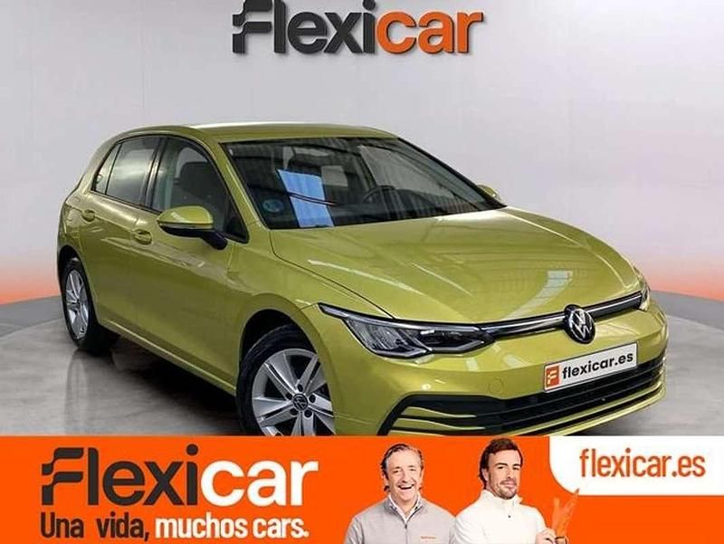 Amarillo Usado 2022 VW Golf VIII Life Berlina | 20.390 € (Super precio) - Imagen 1/4