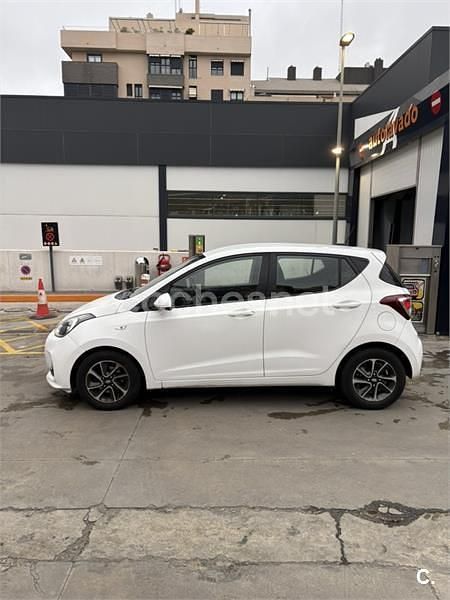 Usado Hyundai i10 87 CV (63 kW) 2017 Blanco Utilitario