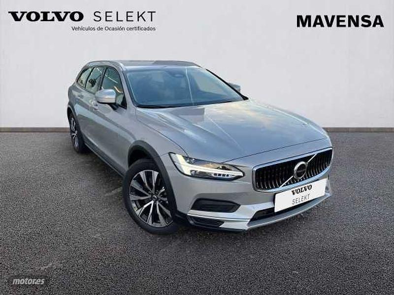 Usado Volvo V90 CC Core 197 CV (144 kW) 2023 Plateado Familiar