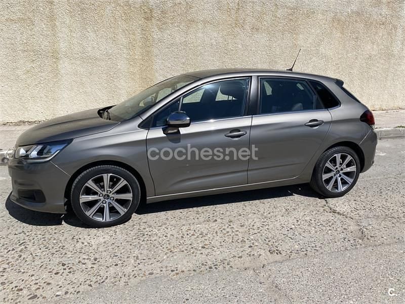 Usado Citroën C4 Feel 99 HP (72 kW) 2015 Castanho Sedan