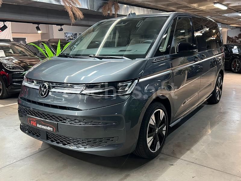 Gris / plata Usado 2024 VW Multivan Style Van | 61.990 € - Imagen 1/4