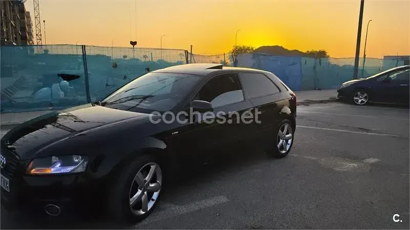 Usado Audi A3 Ambition 140 CV (102 kW) 2007 Negro Utilitario