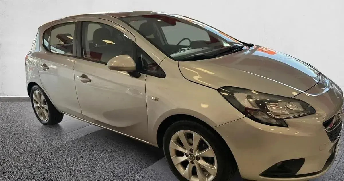 Usado Opel Corsa Color Edition 90 CV (66 kW) 2017 Utilitario