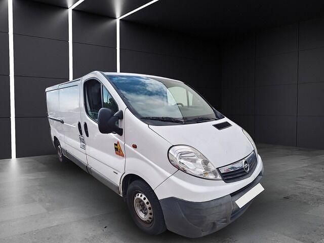 Usado Opel Vivaro 90 CV (66 kW) 2013 Blanco Monovolumen