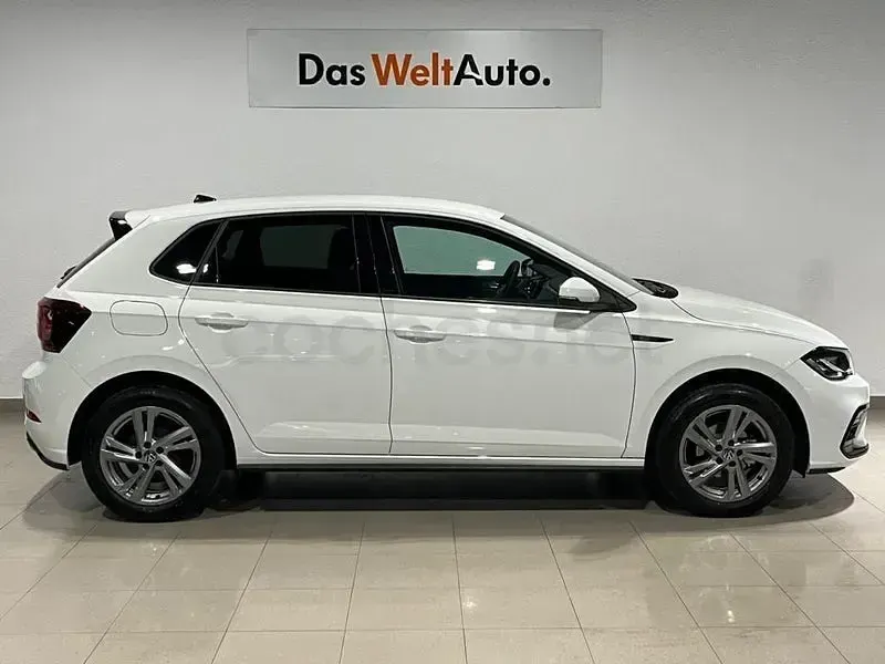 Usado VW Polo R-line 95 CV (69 kW) 2024 Blanco Berlina