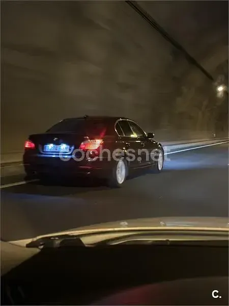 Usado BMW 520 163 CV (119 kW) 2007 Granate Berlina